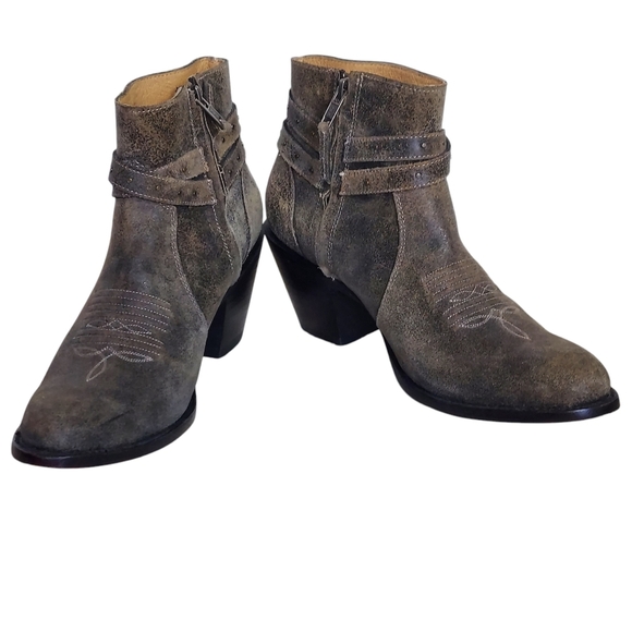 Shyanne Distressed Brown Leather Western Ankle Double Buckles Straps - Picture 13 of 16